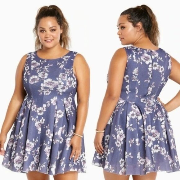 torrid Dresses & Skirts - Torrid Mesh Floral Print Pleated Sleeveless Dress sz 18
